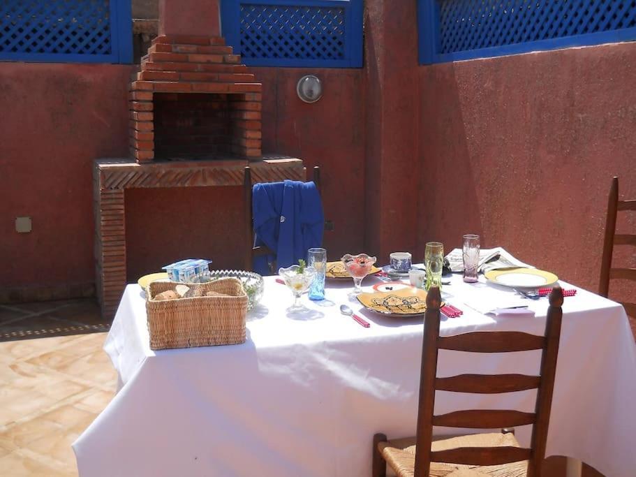 Dar Houria Medina Riad Comfort Tradition Breakfast Эс-Сувейра Экстерьер фото